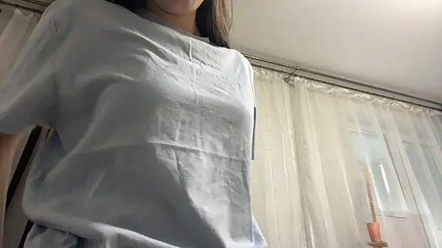 Liabae online show from 06-24-26, 04:06