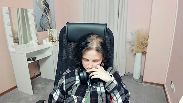 ChauRoberds online show from 03-14-26, 11:59