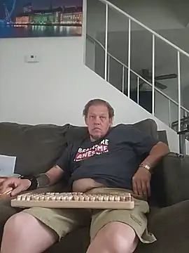yourMasterisBored online show from 07-17-26, 02:45