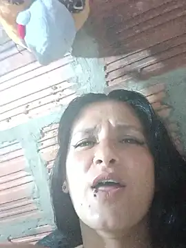 sofiamartinezx online show from 04-01-26, 06:16