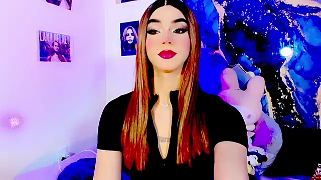 Snapshot of blonde_queen- chatting on 05-21-26, 03:46 blonde queen- online show from 05-21-26, 03:46