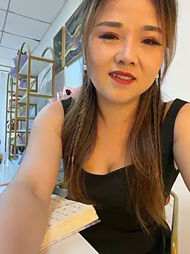 Xiaoxiao-y online show from 06-28-26, 09:04