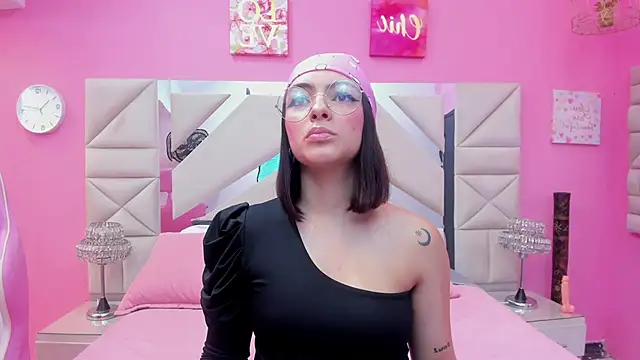 Ivy Yovng online show from 03-28-26, 03:06