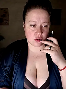 Snapshot of Alex_Goddess_ chatting on 06-10-26, 02:45 Alex Goddess online show from 06-10-26, 02:45