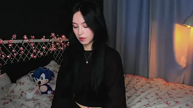 lizaa breeze online show from 05-17-26, 04:36