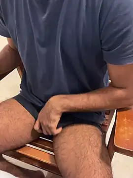 Snapshot of xreoz1245 chatting on 03-18-26, 11:46 xreoz1245 online show from 03-18-26, 11:46