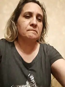 Snapshot of KatieLove133 chatting on 03-18-26, 04:43 KatieLove133 online show from 03-18-26, 04:43