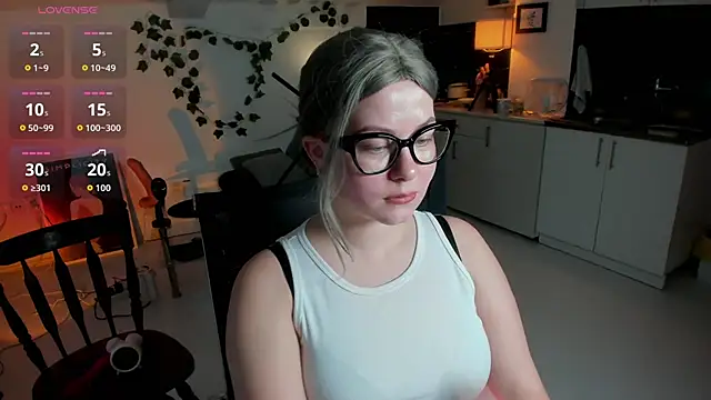 VexaVeylish online show from 03-31-26, 04:18