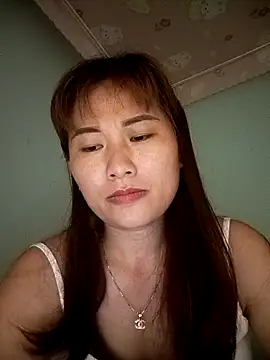 Lucxy-ki6 online show from 08-03-26, 10:13