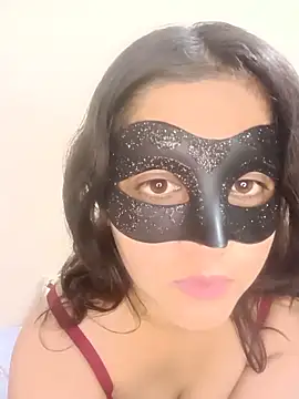 Snapshot of Hottymahi7 chatting on 06-19-26, 04:11 Hottymahi7 online show from 06-19-26, 04:11