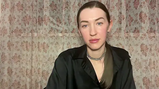 Julia182 online show from 03-22-26, 07:17