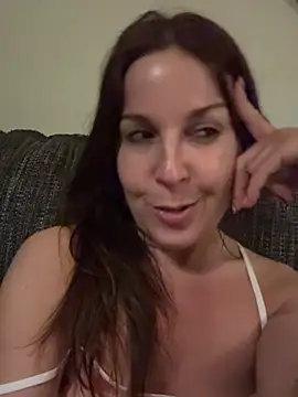 petitehotwife4u online show from 04-19-26, 08:33