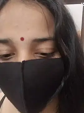 Snapshot of Shalini_08 chatting on 03-26-26, 08:53 Shalini 08 online show from 03-26-26, 08:53