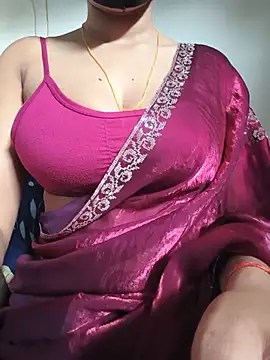 Snapshot of Shalini_08 chatting on 06-08-26, 01:28 Shalini 08 online show from 06-08-26, 01:28