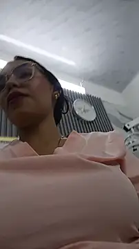 daniela-sexy online show from 06-18-26, 05:28