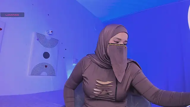 Aminaa Kaarim online show from 07-14-26, 01:19