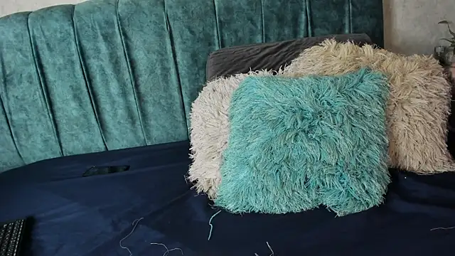 Santii Twink online show from 03-20-26, 04:28