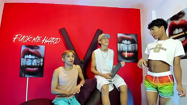 AVENGER GUYS1 online show from 03-16-26, 01:48