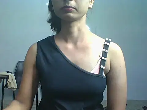 Snapshot of Sonam1186 chatting on 07-15-26, 03:06 Sonam1186 online show from 07-15-26, 03:06