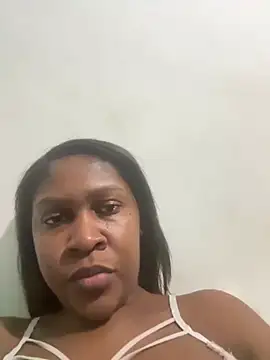Snapshot of Annie011 chatting on 07-18-26, 04:38 Annie011 online show from 07-18-26, 04:38