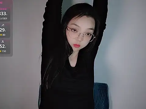 oblakitty  online show from 03-15-26, 11:38