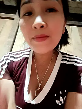 Snapshot of Cherry_XyX chatting on 03-15-26, 01:17 Cherry XyX online show from 03-15-26, 01:17