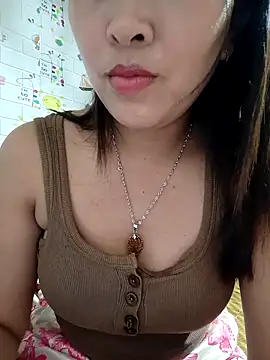 Cherry XyX online show from 04-07-26, 01:33