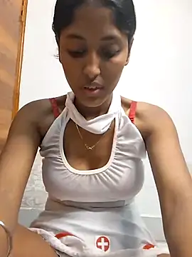 Pari lovers online show from 04-20-26, 02:53