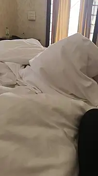 Snapshot of xyz_2giT chatting on 03-20-26, 04:50 xyz 2giT online show from 03-20-26, 04:50