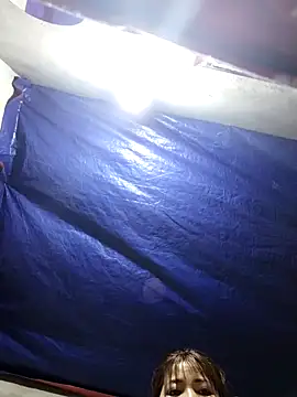 Snapshot of Sex_fuck2 chatting on 03-17-26, 06:28 Sex fuck2 online show from 03-17-26, 06:28