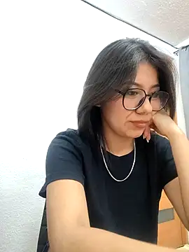 Snapshot of nanybb24 chatting on 03-17-26, 05:55 nanybb24 online show from 03-17-26, 05:55