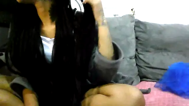 Snapshot of Nix3erika chatting on 06-04-26, 01:33 Nix3erika online show from 06-04-26, 01:33