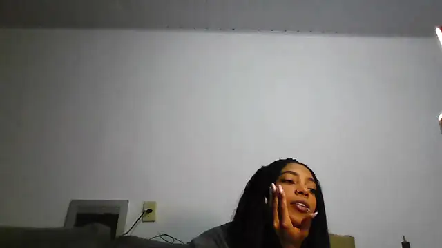 Snapshot of Nix3erika chatting on 06-06-26, 12:16 Nix3erika online show from 06-06-26, 12:16