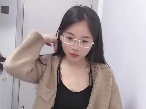 Snapshot of MIAOMIAO-666 chatting on 04-04-26, 07:39 MIAOMIAO-666 online show from 04-04-26, 07:39