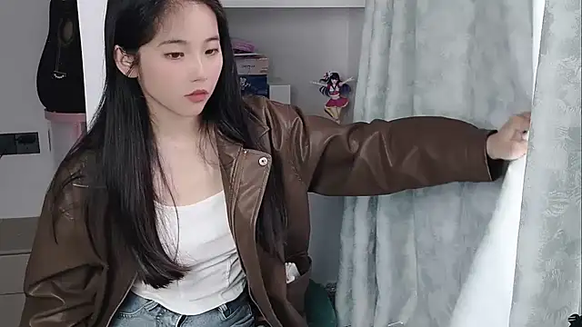Snapshot of MIAOMIAO-666 chatting on 05-04-26, 09:27 MIAOMIAO-666 online show from 05-04-26, 09:27