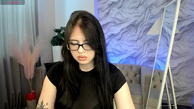 Snapshot of Kisa_Blaze chatting on 04-04-26, 10:46 Kisa Blaze online show from 04-04-26, 10:46