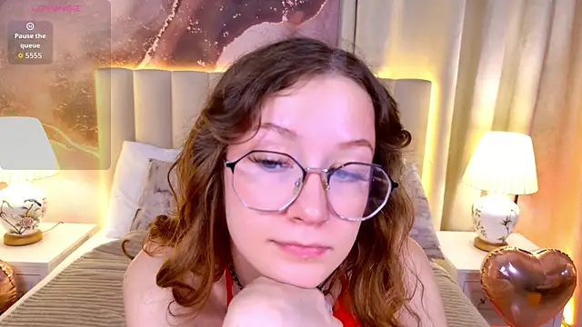 AmelieViolet online show from 07-10-26, 10:40