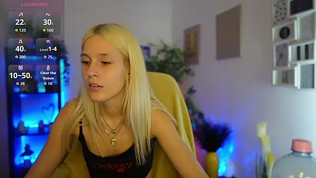 Luna Grace18 online show from 06-18-26, 01:26
