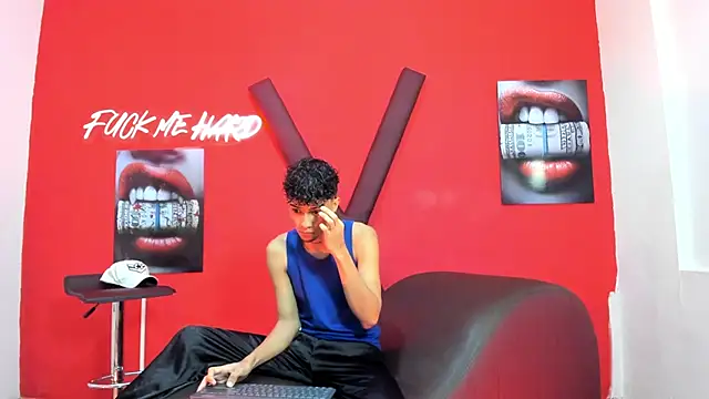 SEXY BIG COCK online show from 04-18-26, 01:15