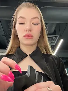 Lady Mia69 online show from 03-26-26, 04:34