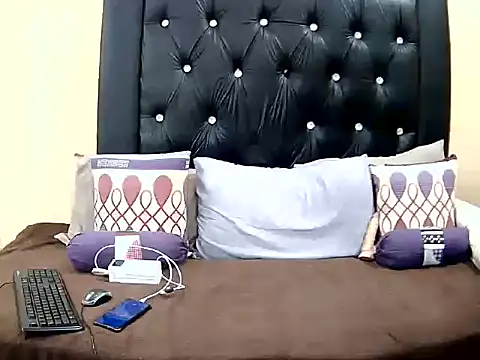 Blackberryxxx16 online show from 05-02-26, 05:18
