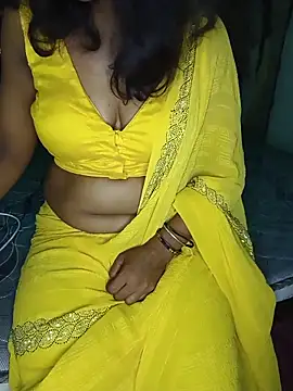 mayakapoor880 online show from 06-05-26, 06:46