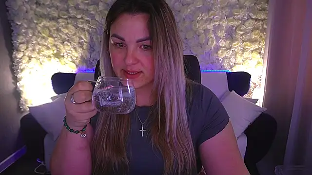 AlissyaGrayy online show from 05-12-26, 12:46
