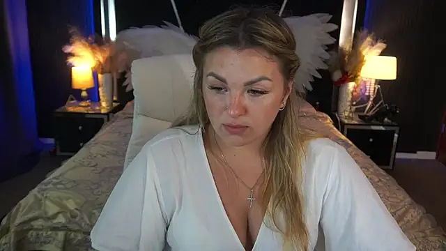 Snapshot of AlissyaGrayy chatting on 08-09-26, 07:08 AlissyaGrayy online show from 08-09-26, 07:08