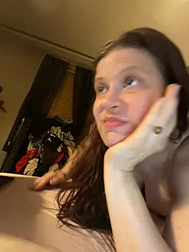 Snapshot of JulieetteLatte chatting on 07-27-26, 01:56 JulieetteLatte online show from 07-27-26, 01:56