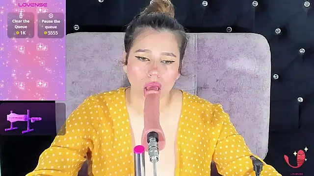 abby blond1 online show from 04-13-26, 11:27