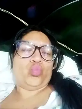 LatinSquirtBaby online show from 06-08-26, 01:55