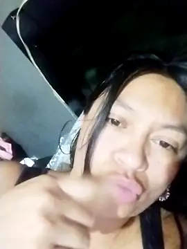 LatinSquirtBaby online show from 06-12-26, 10:25
