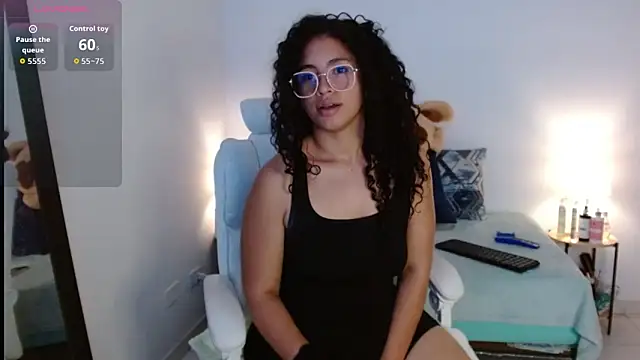 Luciianita lov199 online show from 05-03-26, 08:37