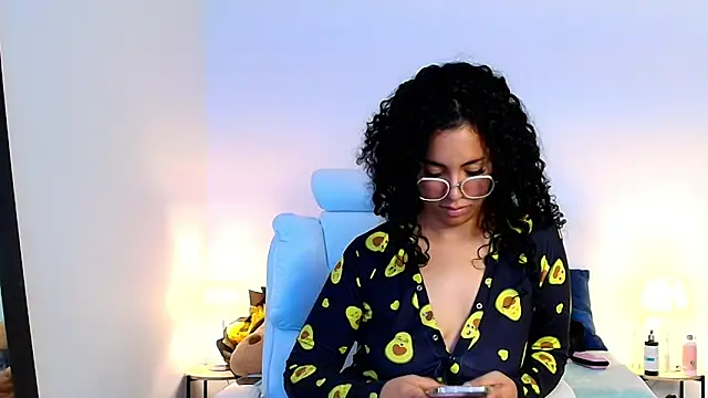 Luciianita lov199 online show from 05-10-26, 08:25